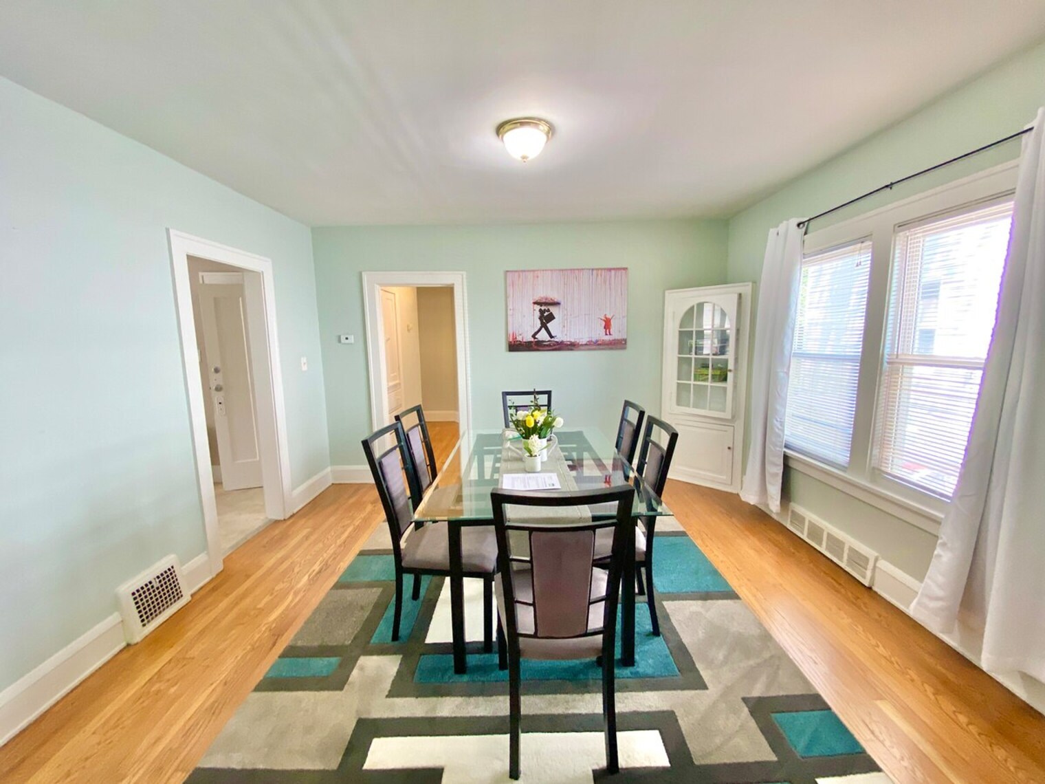 2214 Lee Rd Cleveland Heights, OH 44118 – photo 4