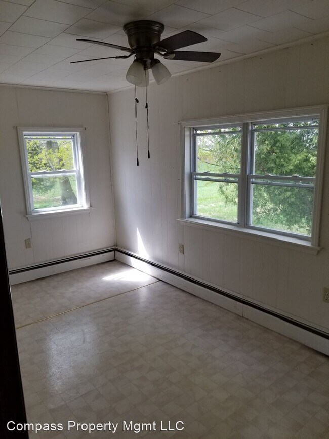 Building Photo - 2 br, 1 bath House - 112 A Monterey Rd