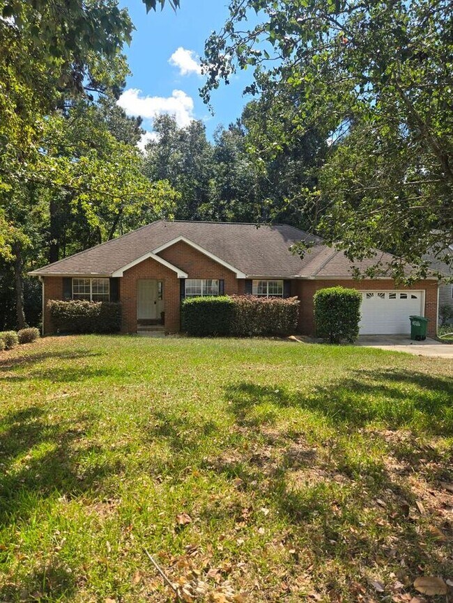 Foto del edificio - 3bedrooms 2baths 2 car garage in Centervil...