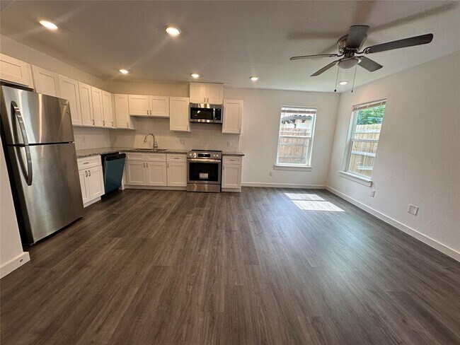Foto del edificio - 9241 Seeker St