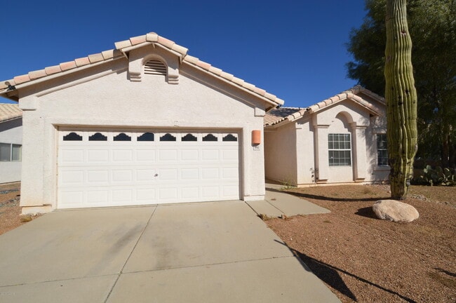 Building Photo - 9941 E Paseo San Bernardo