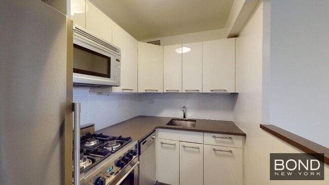Foto del edificio - 220 E 63rd St