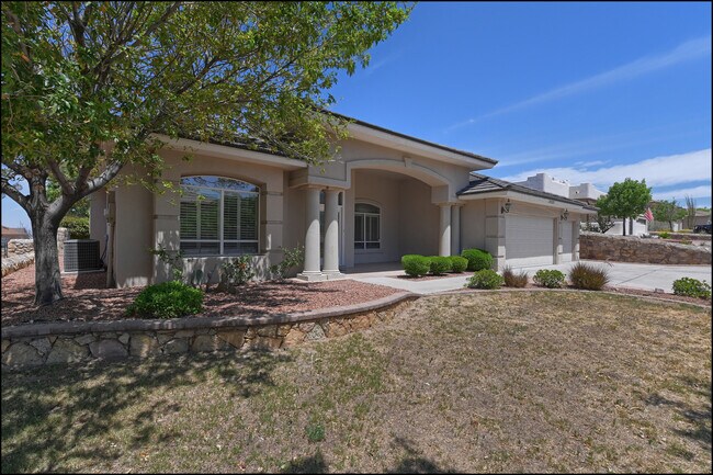 Foto del edificio - 1435 Cloud Ridge Dr