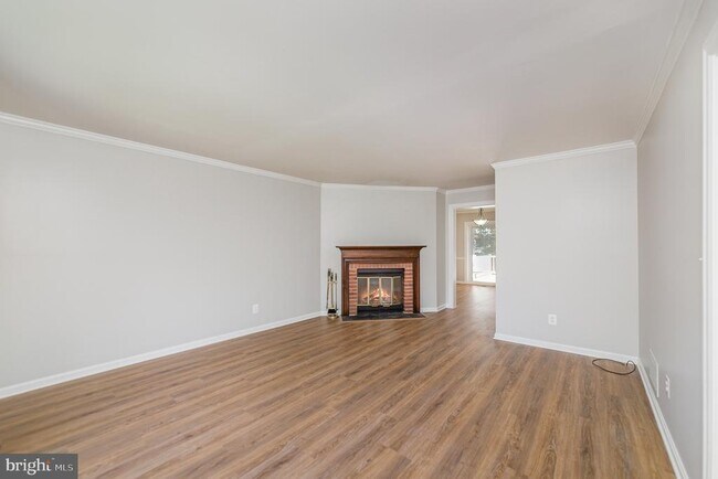 Foto del edificio - 825 Chesney Ln