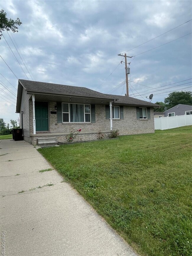 Building Photo - 401 Buffalo Ave