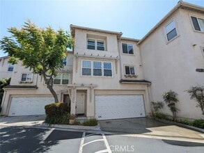 Building Photo - 7709 Hannum Ave