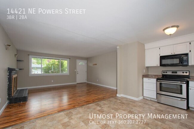 Foto del edificio - Updated 3BD Ranch on fully fenced corner lot