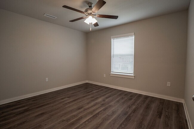 Foto del edificio - 4 bedroom 4.5 bath home!