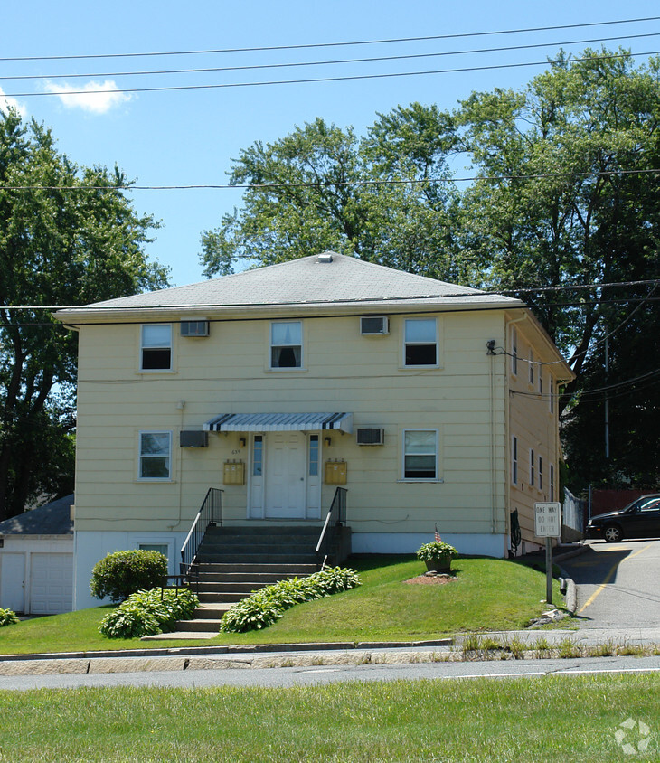 Building Photo - 639 Lincoln St