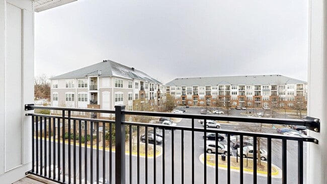 Interior Photo - Signal Hill Apartment Homes