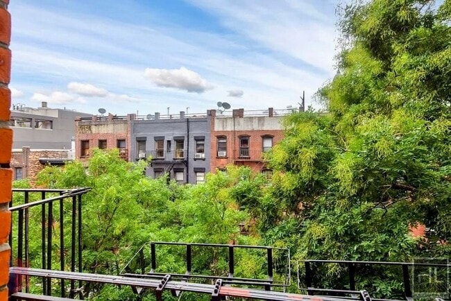 Foto del edificio - Beautifully Renovated East Village 1 Bedro...