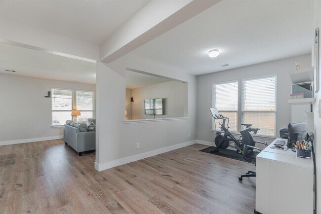 Building Photo - 2907 Coastal Prairie Ln