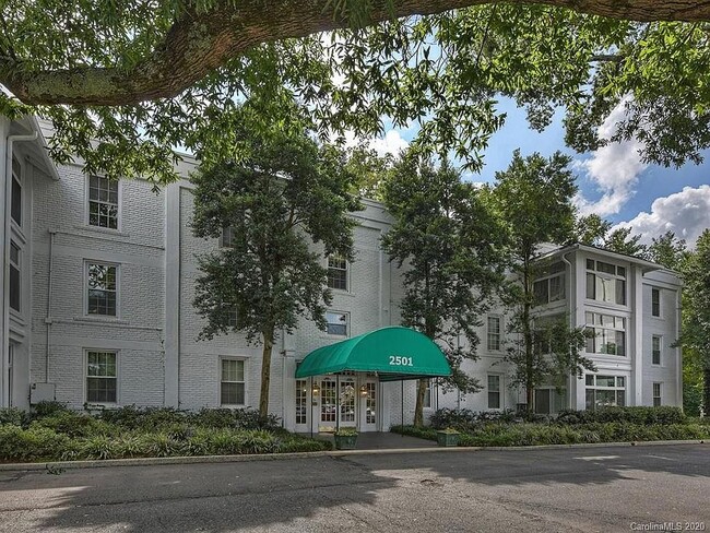 Photo - 2501 Roswell Ave Townhome