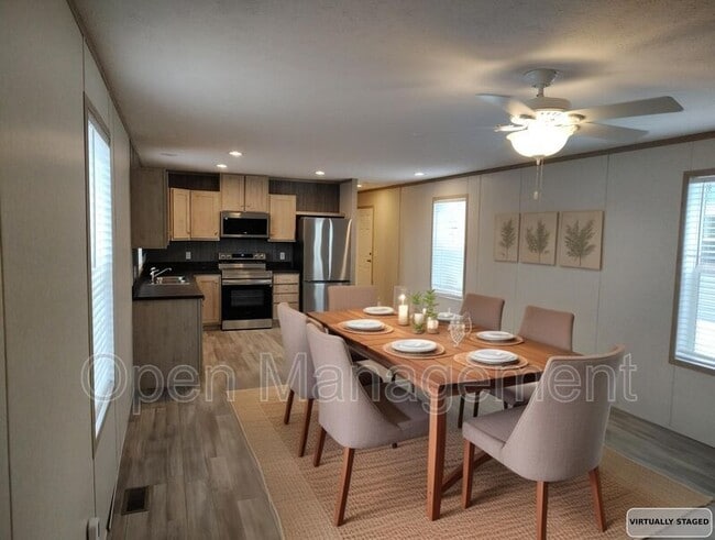 Building Photo - 24 Erin Ln