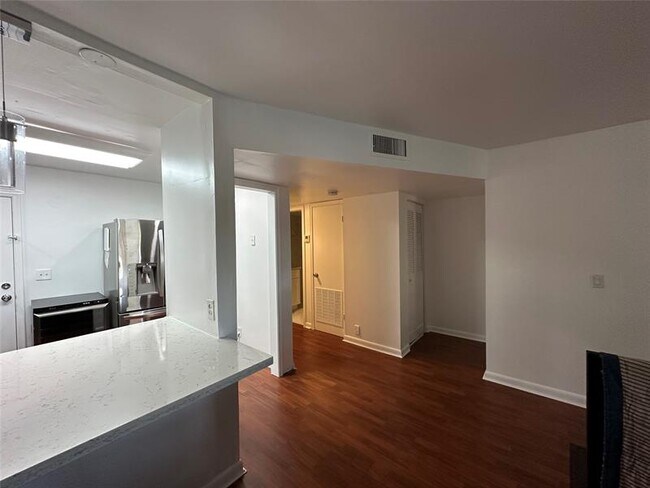 Building Photo - 22615 SW 66th Ave