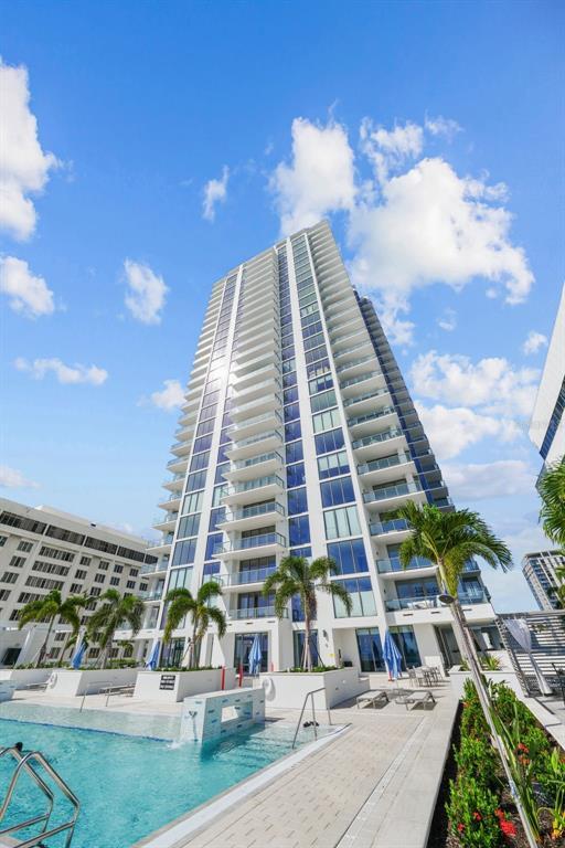 Foto del edificio - 301 1st St S