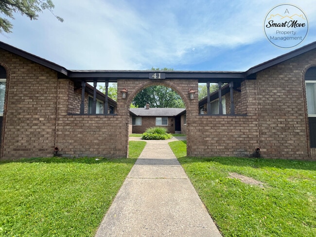 Building Photo - 41 Logan