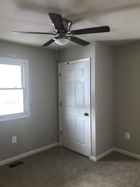 Foto del edificio - 1652 Furnace Dr