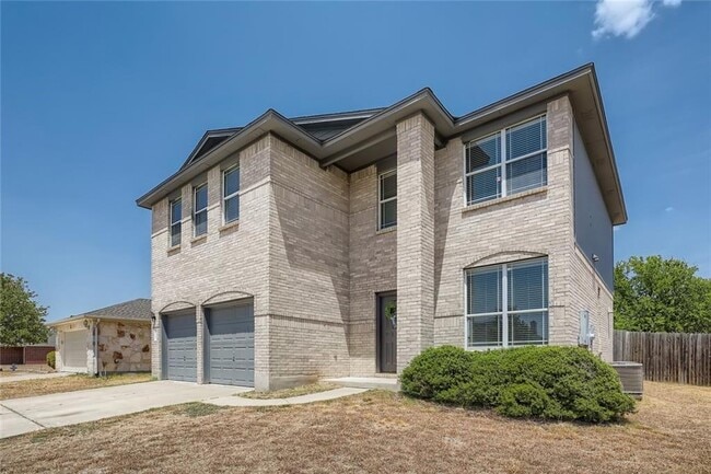 Building Photo - 302 Katherine Way