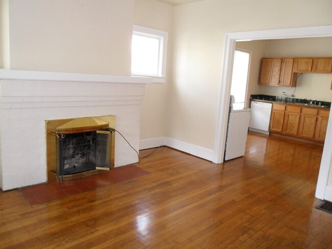 Photo - 214 State St (Lexington, KY) Townhome
