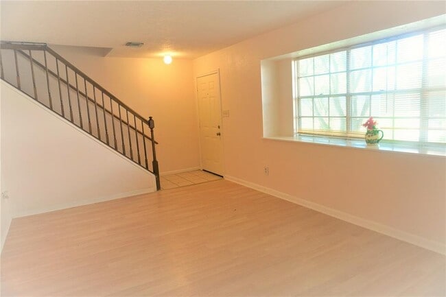 Building Photo - 13443 Castilian Dr