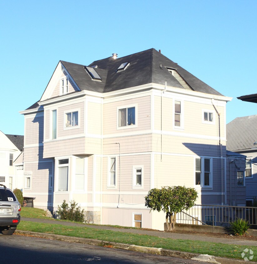 Building Photo - 823 N K St