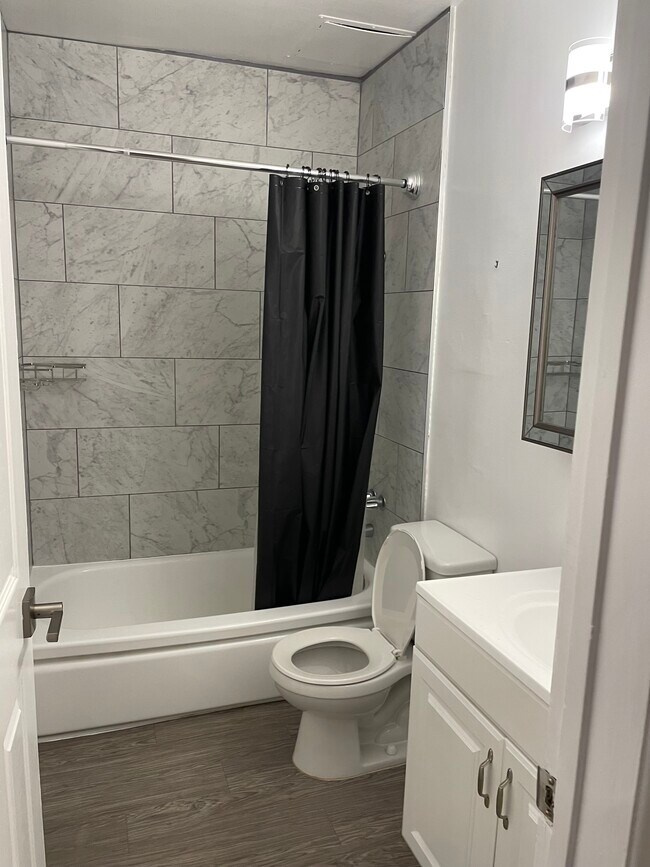 Foto del edificio - 806 Esplanade