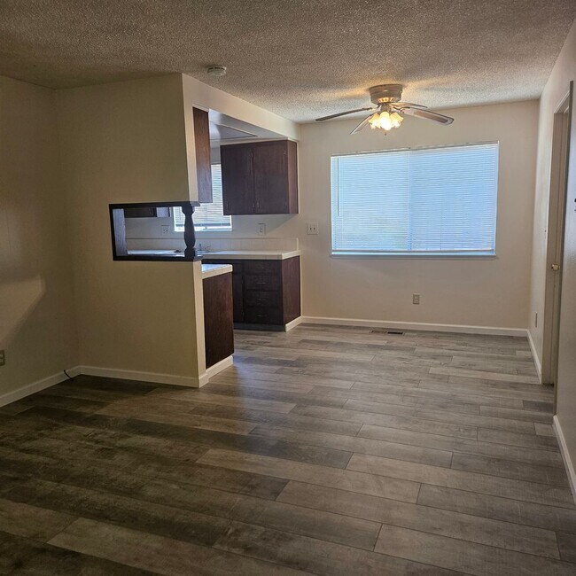 Foto del edificio - 3400 Stembridge Ave