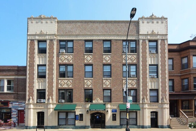 Building Photo - 4854 N Damen Ave