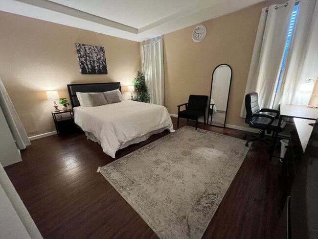 Foto del edificio - 8408 Arrowroot Cir