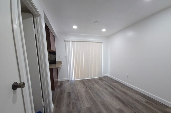 Building Photo - 2255 Cahuilla St
