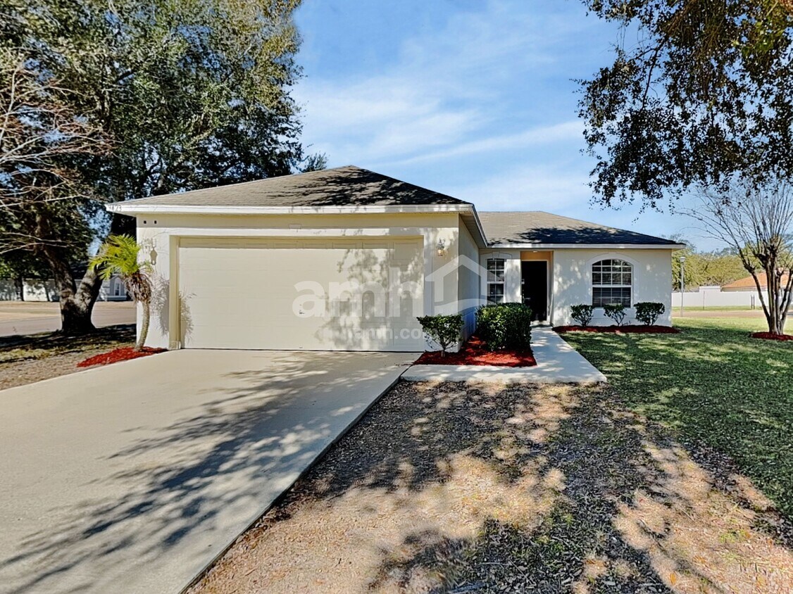 Foto principal - 9423 Thorn Glen Rd