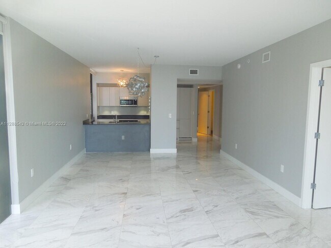 Foto del edificio - 1010 Brickell Ave