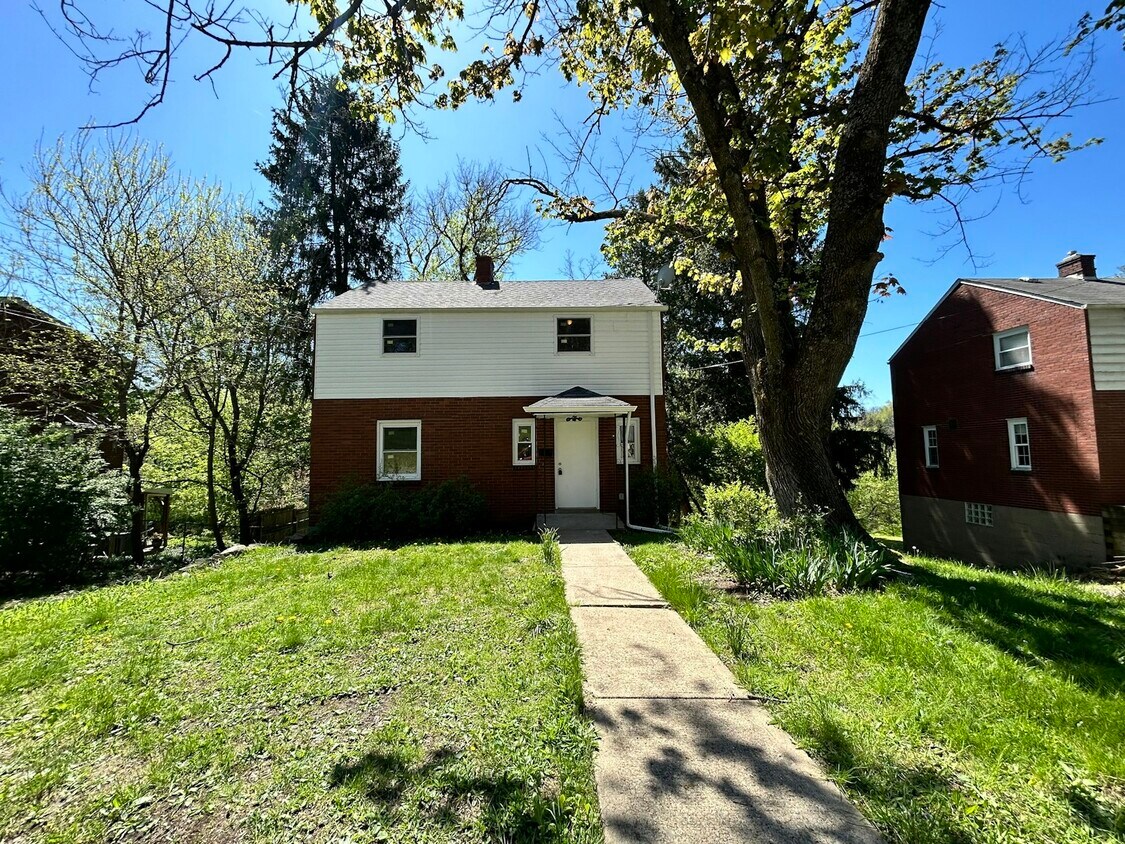Foto principal - 124 Idlewood Rd