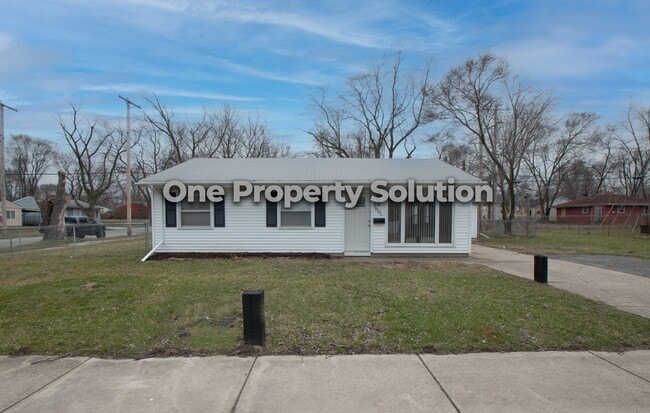 Building Photo - 5601 E 10th Ave