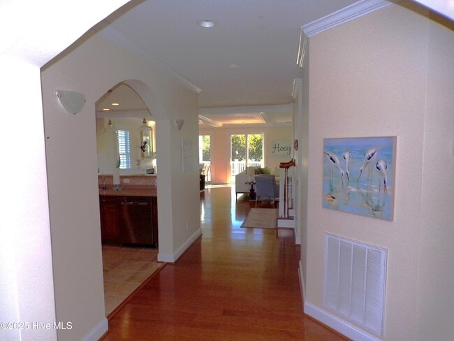 Building Photo - 42 Harbor Village Terrace