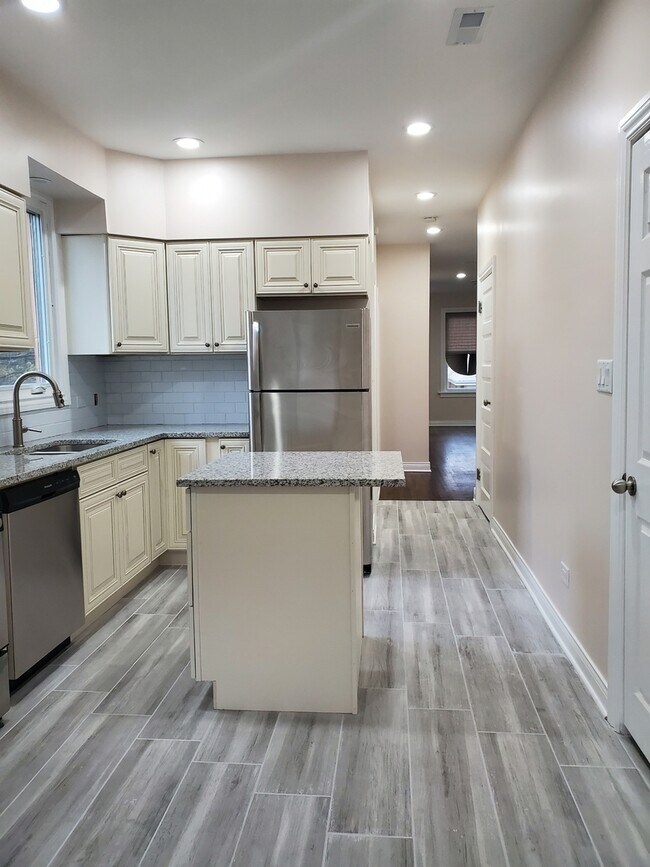 Foto del edificio - 4130 N Monticello Ave