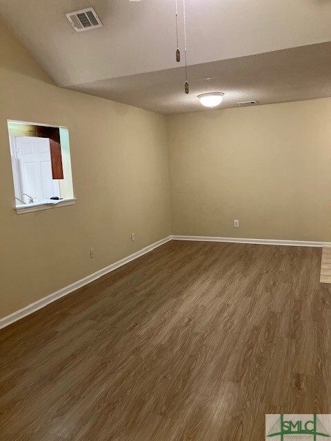 Building Photo - 262 Laurel Hill Cir