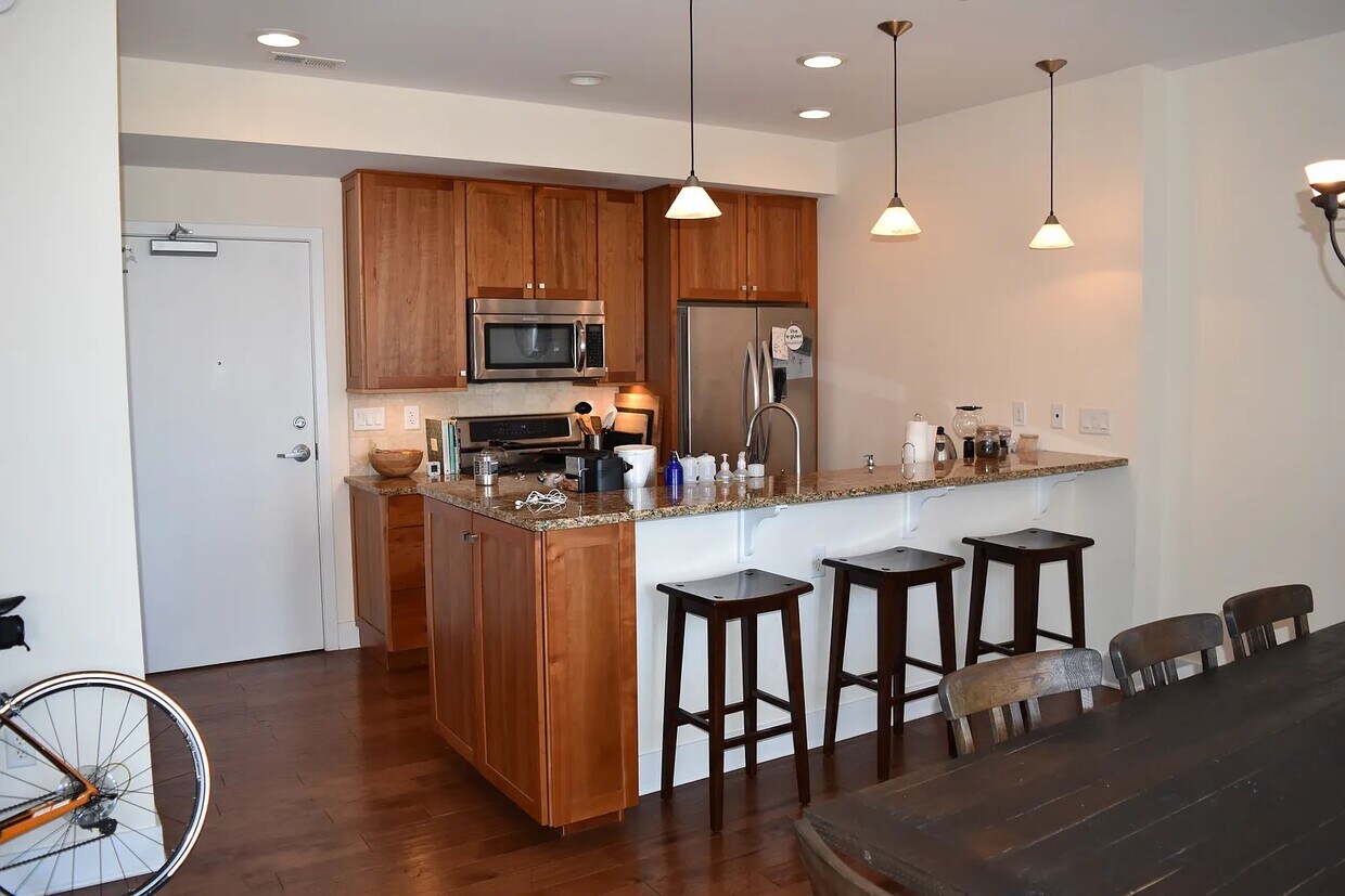 200 Garrett St Unit 611, Charlottesville, VA 22902 Condo for Rent in