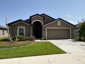 Building Photo - 5532 Imagination Dr