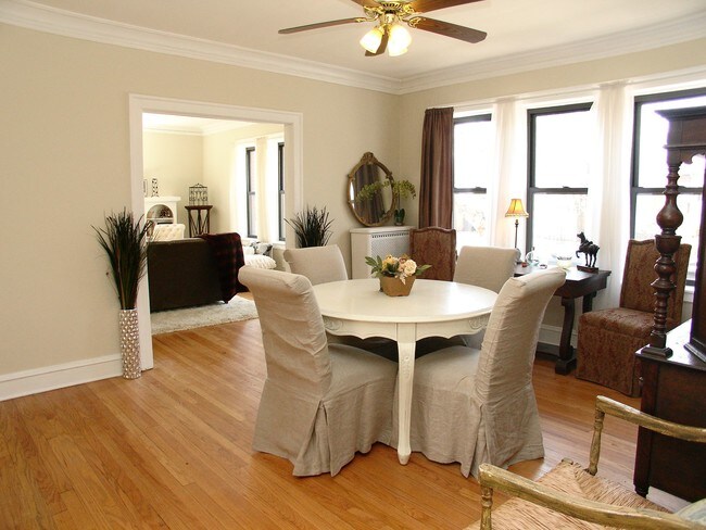 Foto del edificio - 6915 N Rockwell St