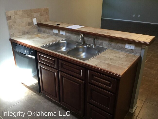 Foto del edificio - 3 br, 2 bath House - 1405 Ginger Avenue