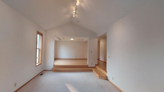 Foto del edificio - Lake Wilderness Country Club Rambler on co...