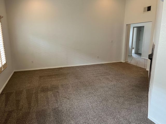 Building Photo - 2094 Crystal Ridge St