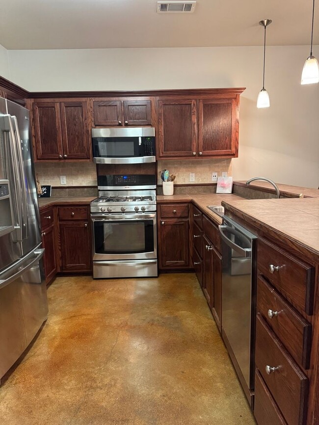 Foto del edificio - 3BD2BA House for Lease in Ponchatoula - Ma...