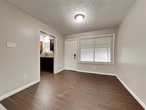 Foto del edificio - 2808 Pinewood Dr