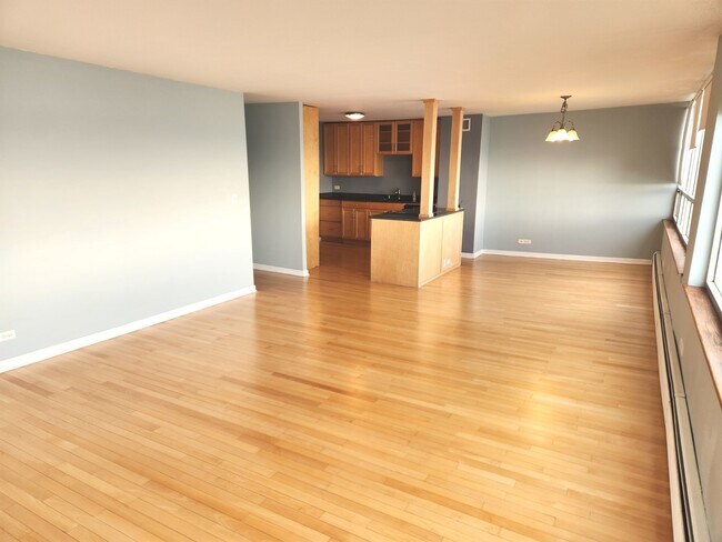 Foto del edificio - 6171 N Sheridan Rd