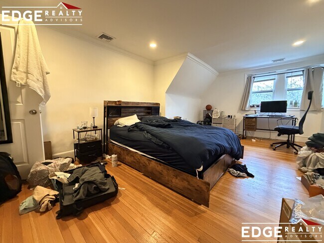 Foto del edificio - 1798 Beacon St