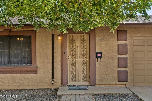 Building Photo - 6713 N 63rd Ave