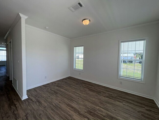 Building Photo - 1658 Coralwood Ln